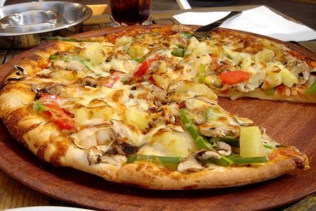 Pizza de post, cu legume